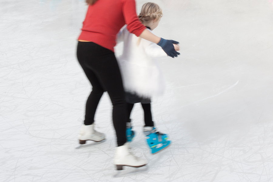 Ice Skating Lessons at The Lakes